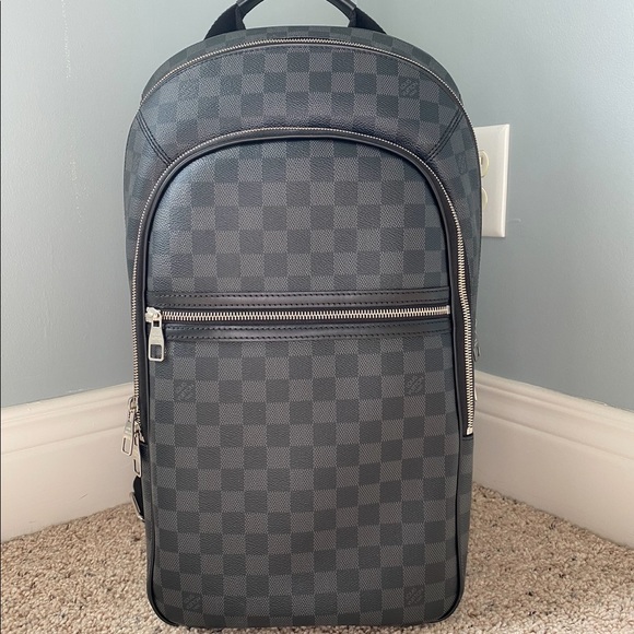 LOUIS VUITTON MICHAEL DAMIER GRAPHITE  BACKPACK - Picture 2 of 4